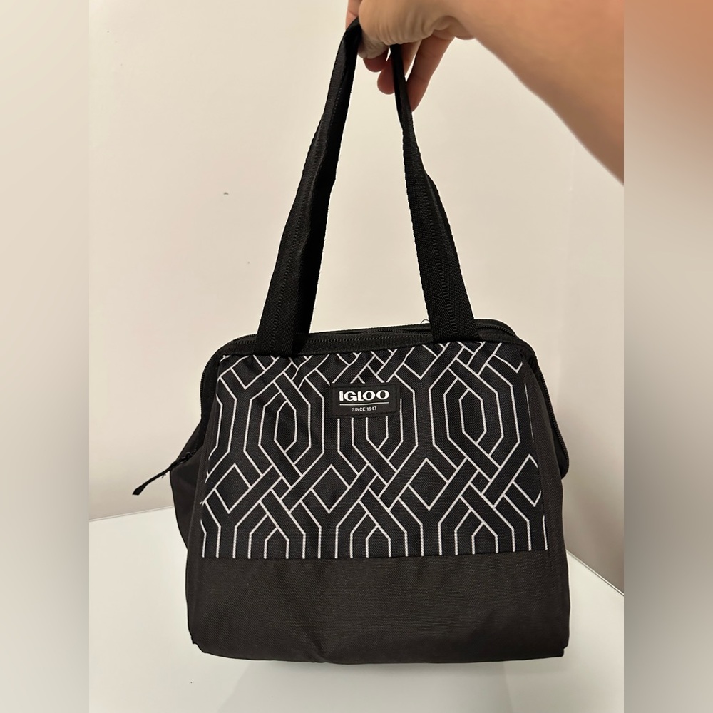 Igloo Insulated Lunch Bag Black Geometric Print Thermal Cooler Tote - Picture 1 of 16